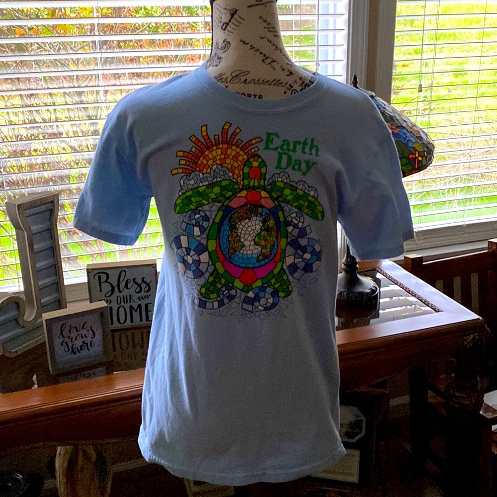 Gildan Earth Day shirt